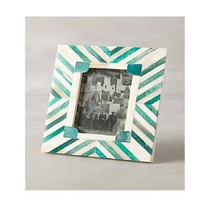 Marco de Fotos de Resina con Incrustaciones de Hueso, Forma Cuadrada Pequeña, Color y Logotipo Personalizables, Ecológico, Duradero, Decoración de Mesa/Escritorio, Compatible con OEM - Product Image 1