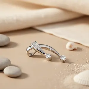 Moderno Colgante de Plata 925 con Diamantes para Mujer, Elegante Joya de Regalo con Dijes Intrincados - Product Image 1