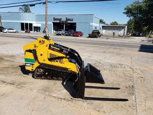 2015 Vermeer S800TX Mini chargeuse compacte sur chenilles cylindre hydraulique Kubota moteur PLC composants de base - Product Image 2