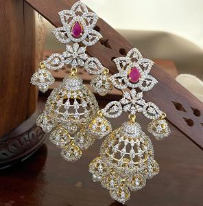 Pendientes de botón de latón chapado en oro de la mejor calidad de diseñador, con piedras de circonita cúbica, estilo tradicional, colección para bodas y fiestas, para mujeres y niñas. - Product Image 2