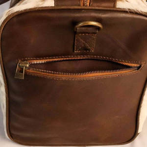 Bolsos de lona de cuero de vaca con estilo para hombres más vendidos, ropa deportiva informal de manga larga en diferentes colores - Product Image 4