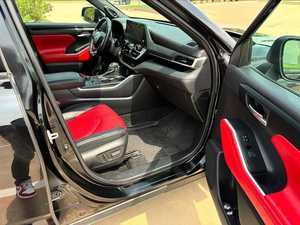 Toyota Highlander XSE 2023 Usada con Todas las Opciones - Product Image 4