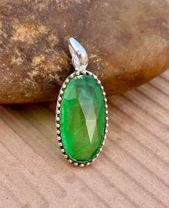 Diseño único peridoto 925 colgante de plata esterlina colgante de plata para las mujeres forma ovalada joyería de peridoto de plata - Product Image 1