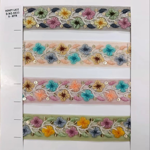 ผ้าลูกไม้ปักลายดอกไม้สีสันสดใสและมีลวดลายที่ซับซ้อนเหมาะสำหรับแฟชั่นระดับไฮเอนด์ - Product Image 1