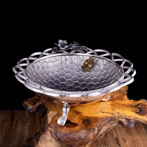 Bol à noix en aluminium design luxueux Restaurant Salade et fruits bol décoratif avec 2 compartiments - Product Image 6