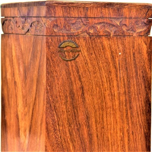 Urna de madera para cenizas de adulto, urna profesional de madera para cenizas humanas, urna de cremación de funeral por Ayaans Creations, superventas - Product Image 2