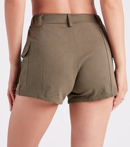 Shorts cargo pour femmes à taille haute et boutons, style décontracté, poche de style urbain, nouveauté 2025 - Product Image 3