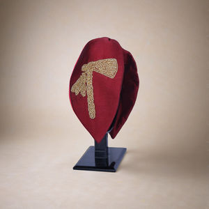 Chapeau en velours brodé artisanal de luxe, design royal traditionnel, couleurs personnalisées disponibles, bandeaux en tissu de velours de haute qualité - Product Image 1