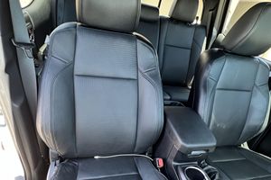 TOYOTA TACOMA TRD OFF-ROAD DOBLE CABINA 4X4 2020 USADA (LHD/RHD) - Product Image 5