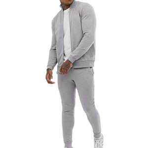 Chándal transpirable personalizado para hombre con cuello vuelto, sudadera con capucha y pantalones deportivos con cremallera. - Product Image 5