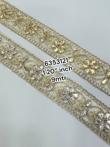 Fleurs sur mesure brodées de plusieurs façons de couleurs dans des motifs ethniques en zari travaillent dans différentes tailles à des fins de revente. - Product Image 4