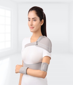 Elastic Shoulder Immobiliser with Premium Stretch Fabric Soft <b>Cushioning</b> and Lightweight Design for Comfortable Long Hour Use - Product Image 2