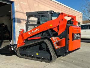 รถตักล้อยาง Kubota SVL75-3 ราคาประหยัด พร้อมบุ้งกี๋หน้า สำหรับงานก่อสร้างในฟาร์ม - Product Image 4