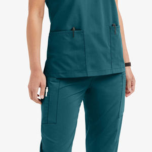 ชุดสครับทางการแพทย์คุณภาพสูงสำหรับทุกเพศ แขนสั้น ระบายอากาศได้ดี ผ้าเนื้อนุ่ม ยืดหยุ่น น้ำหนักเบา ปรับได้ เหมาะสำหรับโรงพยาบาล - Product Image 6