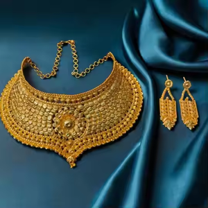 Boucles d'oreilles collier fantaisie serties de boucles d'oreilles collier de style tendance plaqué or 22 carats à vendre par les exportateurs - Product Image 1