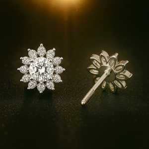 Elegante DISEÑO DE RACIMO floral Moissanite Flower Halo Stud Pendientes para mujer en joyería de plata esterlina - Product Image 4