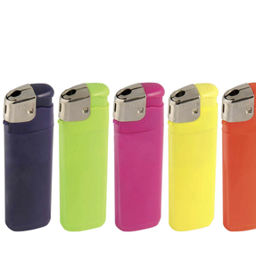 Briquets BICC MAXI Standard J26 en blister de 3, design classique pour usage quotidien - Product Image 4