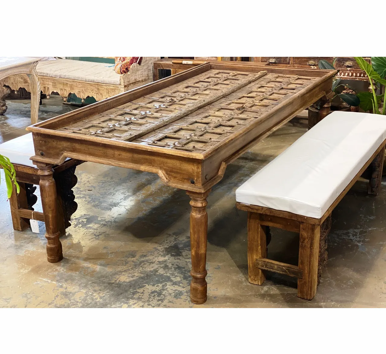 Hot Sale High Quality Modern Luxury Royal Restaurant Furniture Solid Teak Wood Carved Dining Table & 2 Bench For Restaurant Sets