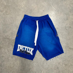 กางเกงขาสั้นสไตล์สตรีทแวร์ผ้าฝ้ายลำลองลายกราฟิกทรงหลวมแบบยูนิเซ็กซ์ มีกระเป๋าซิป ลุคทำสีซีดแบบวินเทจ - Product Image 4