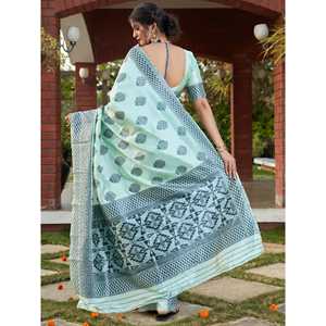 Impresionante Sari de Seda Banarasi Azul Claro, Tejido de Alto Rendimiento para Festivales - Product Image 2