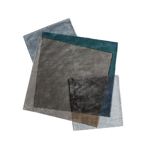 Alfombra de Lana y Viscosa Afelpada, Tejida a Mano, en Gris Sólido y Negro, para Hogar y Exposiciones, Modelo Tnq-1123 - Product Image 1