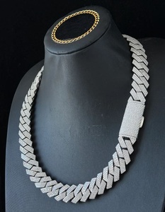 Cadena de eslabones cubanos de plata 925 Iced VVS1 Moissanite Stones 20mm Caja Cierre de cierre Probador de diamantes Pasado Moissanite Colgantes Encantos - Product Image 3