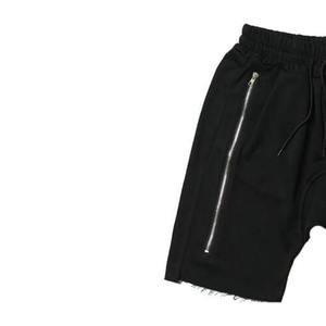 กางเกงขาสั้นผ้ายืดสีทึบออกแบบโลโก้ได้ตามต้องการมีการตกแต่งคริสตัลที่โดดเด่นเป็นมิตรกับสิ่งแวดล้อม - Product Image 1