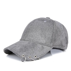 Casquette de baseball d'hiver en daim uni avec anneau de fer Femmes Hommes Outdoor 6 Panel Sports Hat Adjustable Snapback Peaked Caps - Product Image 1