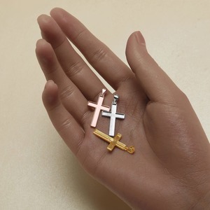 Colgante de Cruz de resina de leche materna de recuerdo 2025, ajuste de bisel trasero sólido, abalorio DIY en blanco para suministro de joyería de memoria - Product Image 1