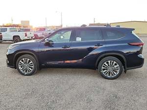 Meilleures ventes 2024 pour Highlander Hybrid Platinum AWD Sedan, conduite à gauche, intérieur en cuir foncé, automatique, toit ouvrant, à vendre - Product Image 4