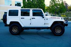 Jeep Wrangler Unlimited Rubicon 4x4 V6 2011 d'occasion, nombreuses modifications - Product Image 3