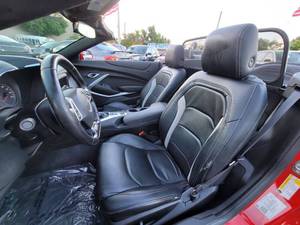 Precio bajo, Chevrolet Camaro LT 2019, auto usado en venta - Product Image 3