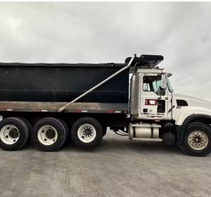 ดีที่สุด!! รถหัวลากดีเซล 6x4 ปรับสภาพใหม่ สำหรับงานขนส่งโลจิสติกส์และขนส่งสินค้า - Product Image 3