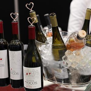 Tapón de botella de vino en forma de corazón Corchos reutilizables a prueba de fugas para botella estándar Cubierta de vino elegante - Product Image 5