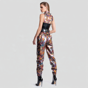 Ropa de calle, pantalones de cuero estampados, pantalones de cuero sublimado para exteriores para mujer, pantalones de cuero ajustados con estampado personalizado para mujer - Product Image 4