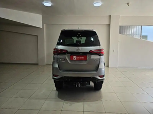 NUOVI ARRIVI PER IL 2024 2025: TOYOTA FORTUNER SUV GR SPORT B U L L E T P R O O <span class=keywords><strong>F</strong></span> USATO con basso chilometraggio - Product Image 2