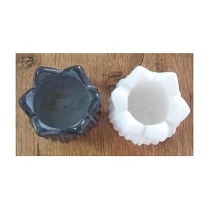 Bougeoir en marbre massif blanc et noir antique fait à la main artisanat en pierre polie pour la décoration intérieure et les cadeaux - Product Image 3