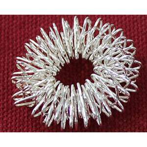 แหวนซูจ็อกสำหรับดูแลสุขภาพและนวดนิ้ว ยี่ห้อส่วนตัว ลดราคาพิเศษ พร้อมสีและโลโก้ตามสั่ง - Product Image 3