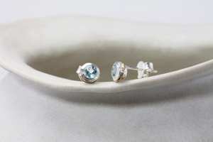 Boucles d'oreilles, boucles d'oreilles topaze bleue faites à la main, boucles d'oreilles topaze bleue, bijoux topaze, boucles d'oreilles pierre de naissance décembre faites à la main - Product Image 2