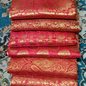 Tela Jacquard de brocado pesado de lujo con patrón Zari dorado para uso étnico y proyectos decorativos Venta al por mayor - Product Image 3