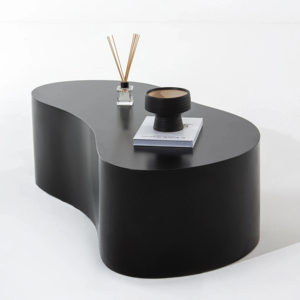 Table basse en béton artisanale, forme organique, design moderne, durable, facile à nettoyer, pour salon de luxe, meubles pour la maison - Product Image 1