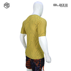 Venta al por mayor personalizado sublimación impresa MMA Rash Guard para hombres Camiseta de manga corta Rash Guards Bjj - Product Image 5