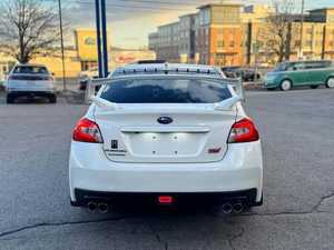 Subaru WRX STI Limited AWD 2022 blanc fin avec aileron arrière, d'occasion, avec toit ouvrant, sièges en cuir, boîte manuelle, jantes en alliage, navigation - Product Image 6