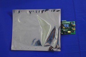 Sac d'emballage ESD métallisé professionnel ME27-75/ TE17-75, 120x100 (ouvert) mm, conception innovante pour un contrôle statique haute performance - Product Image 4