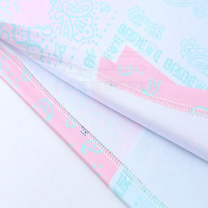 ชุดบาสเก็ตบอลสั่งทำพร้อมโลโก้ขายส่ง ดีไซน์ล่าสุด เสื้อผ้ากีฬาระบายอากาศได้ดี ชุดเสื้อพิมพ์ลาย โพลีเอสเตอร์ 100% แบบไม่มีแขน สำหรับทุกเพศ - Product Image 3