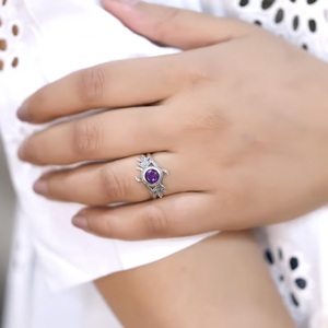 Bague feuille d'améthyste Bague en argent sterling 925 texturé Bague en pierre violette Cadeau pour femme - Product Image 4