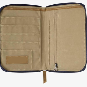 Elegante billetera de pasaporte azul marino con bolsillo para monedas con cremallera y protección RFID segura hecha de hebilla de hierro de piel de vaca de 18 CM - Product Image 3