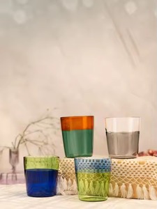 Copa de cóctel de calidad superior Diseño duradero con claridad de cristal y forma clásica para uso en bares y eventos Disponible para la venta - Product Image 4