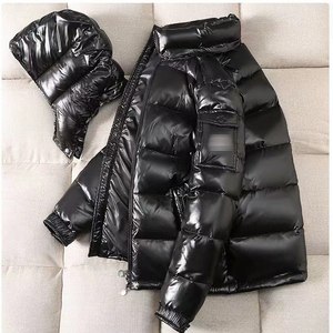 Chaqueta de Plumón Gruesa de Invierno de Alta Calidad Personalizada, Chaqueta Acolchada con Capucha de Plumas para Exteriores, para Hombre - Product Image 3