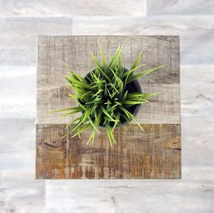 Side <b>table</b> with <b>wooden</b> <b>top</b> and metal legs - Product Image 2